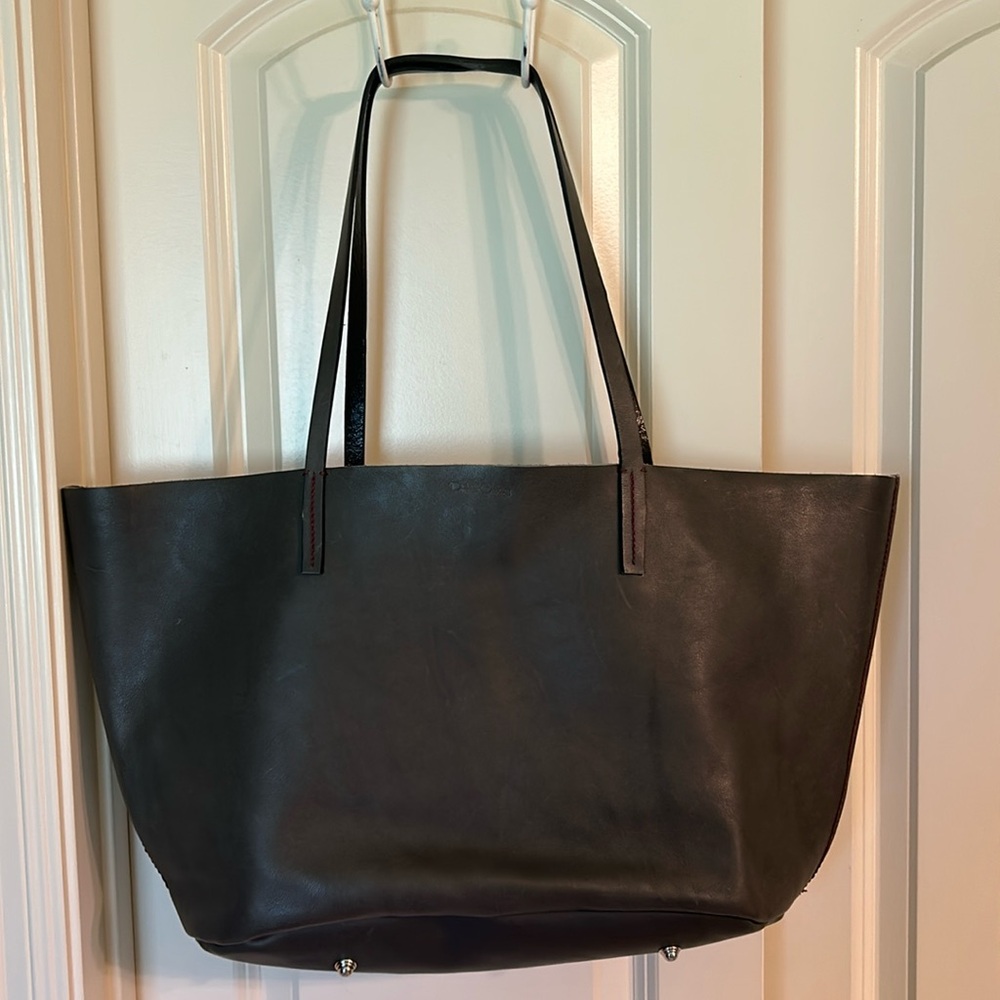 Donna Oakley Purse